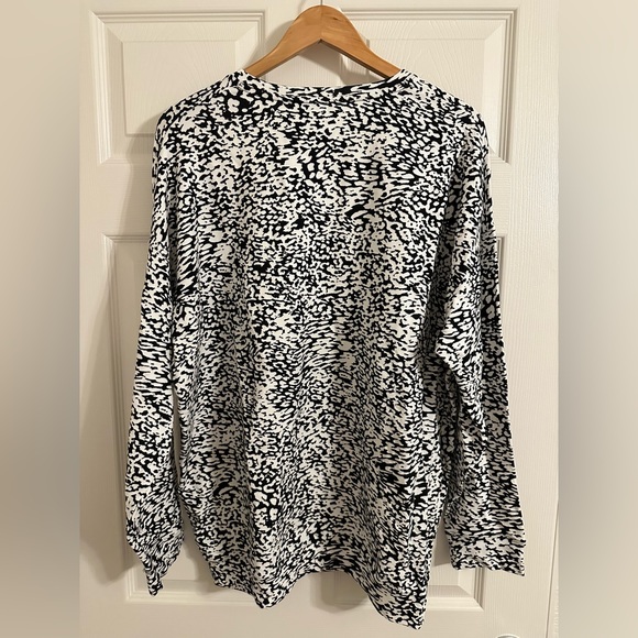 NWT Athleta Balance Printed Pullover - Picture 2 of 3